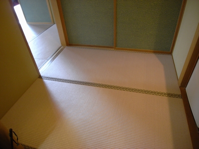 榻榻米的溫暖從玄關(guān)開始延續(xù)。